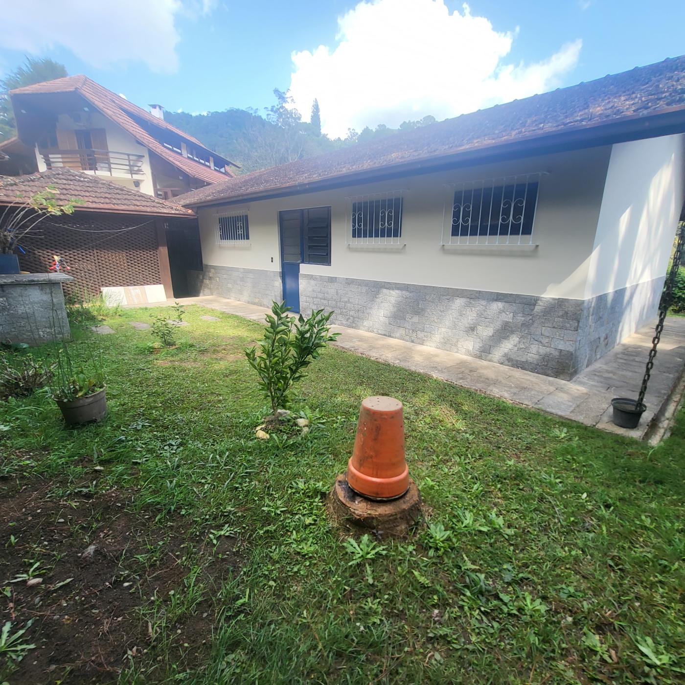 Casa à venda com 2 quartos, 450m² - Foto 3